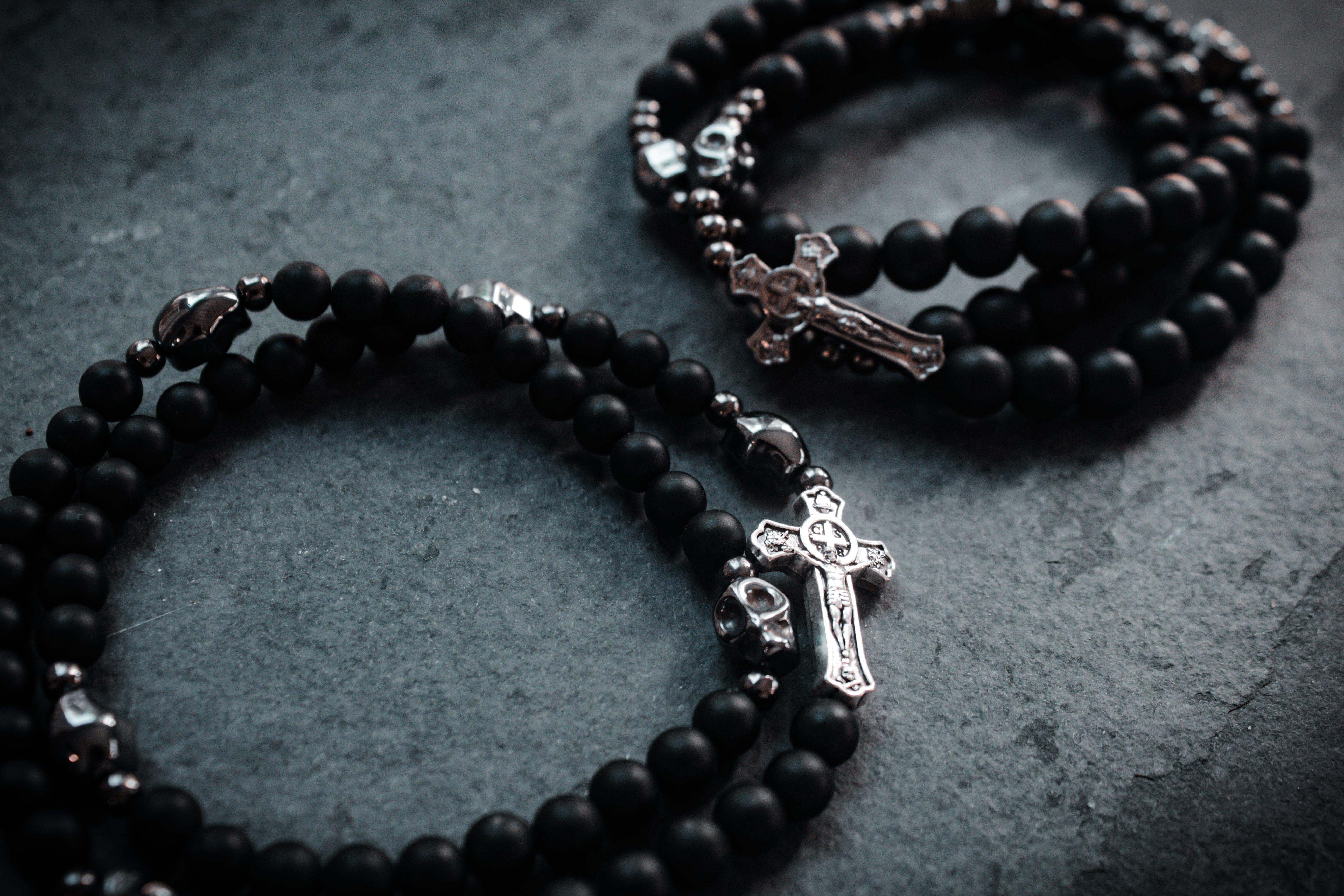 Memento Mori – Crux Invicta