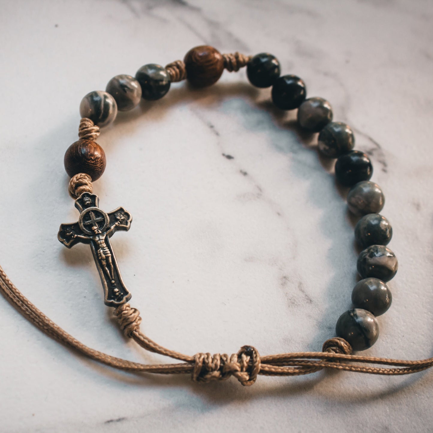 The Columba | Paracord Decade Bracelet